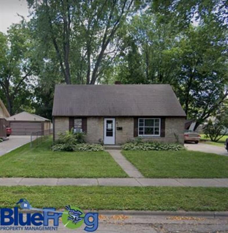 Primary Photo - 1149 Spence St
