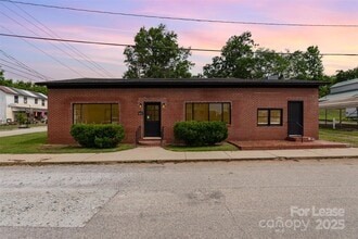 Building Photo - 412 Flat Dr