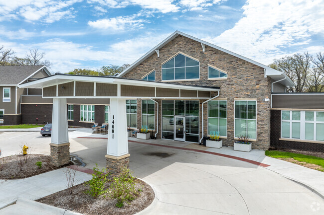 Building Photo - Edencrest at Timberline