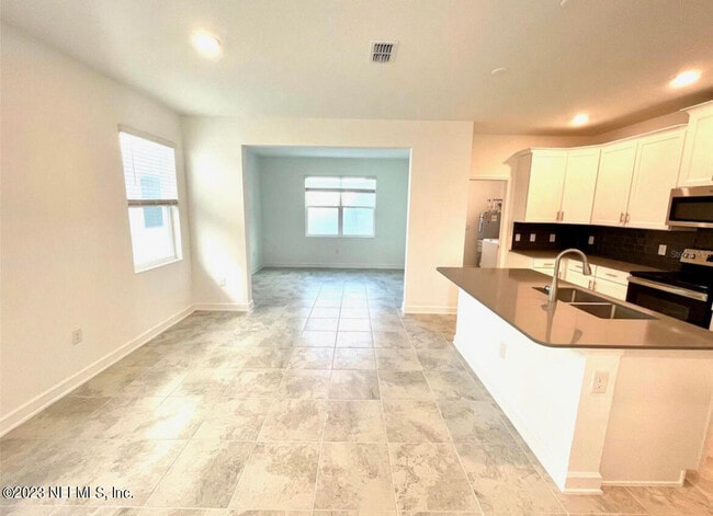 Building Photo - 9929 Introduction Wy