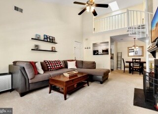 Foto del edificio - 13008 Shadyside Ln