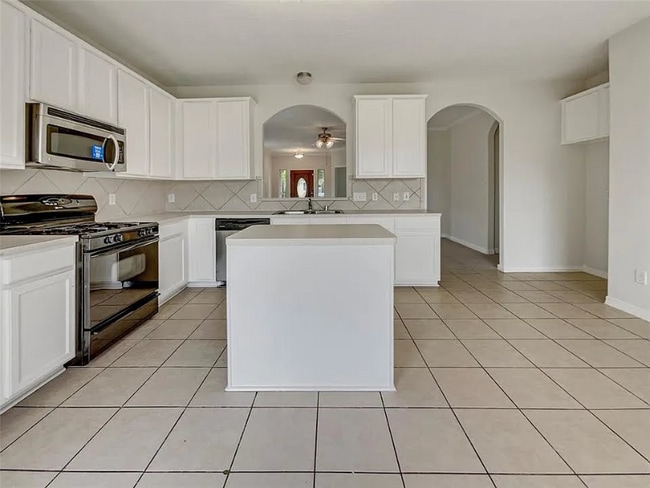 Building Photo - 23431 Goldking Cross Ct