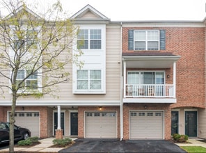 Building Photo - 7190 Pioneer Dr