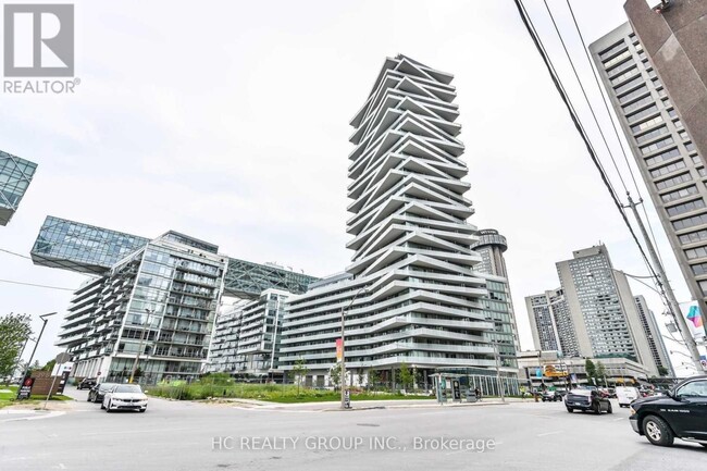 Building Photo - 15-3315 Queens Quay E