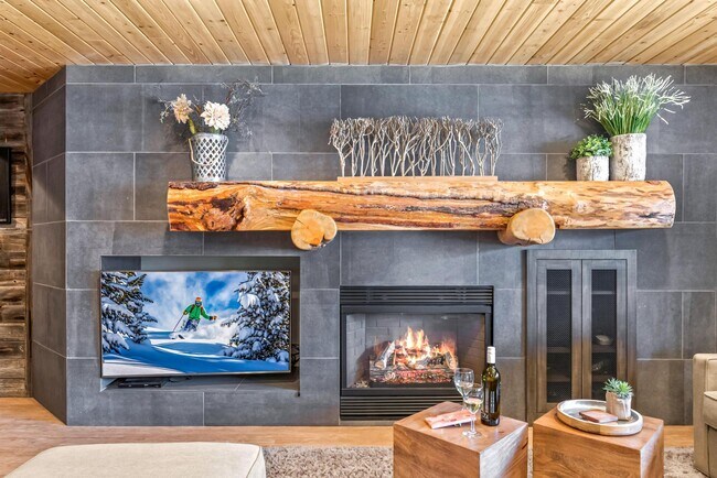 Foto del edificio - 7447 Royal St