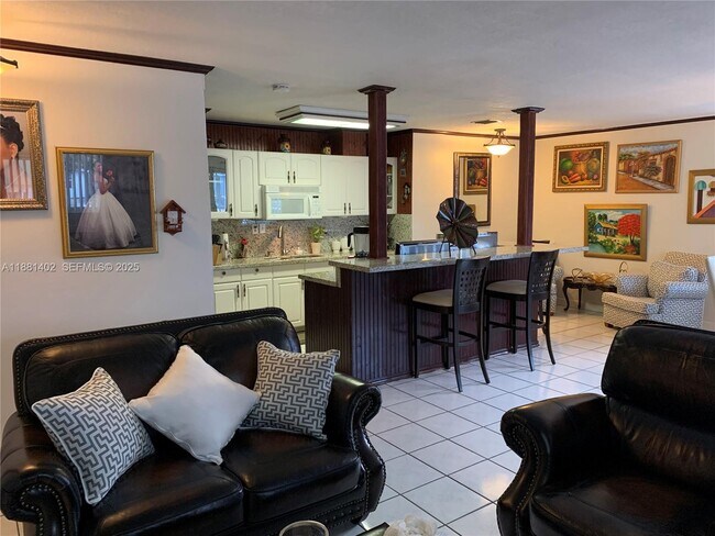 Foto del edificio - 6180 SW 42nd Ct