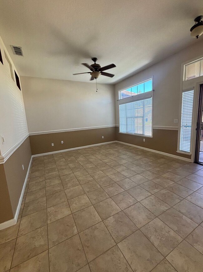 Building Photo - Beautiful 4-bedroom home!