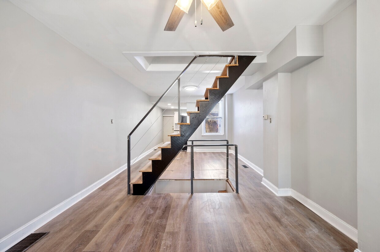 Open living room - 3008 Janney St
