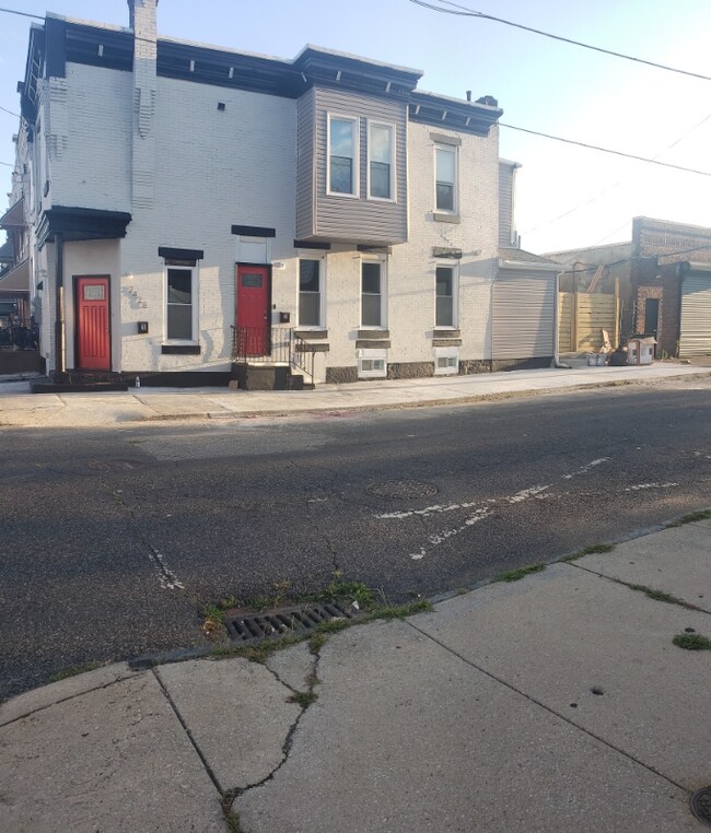 Building Photo - 2428 N 26th St