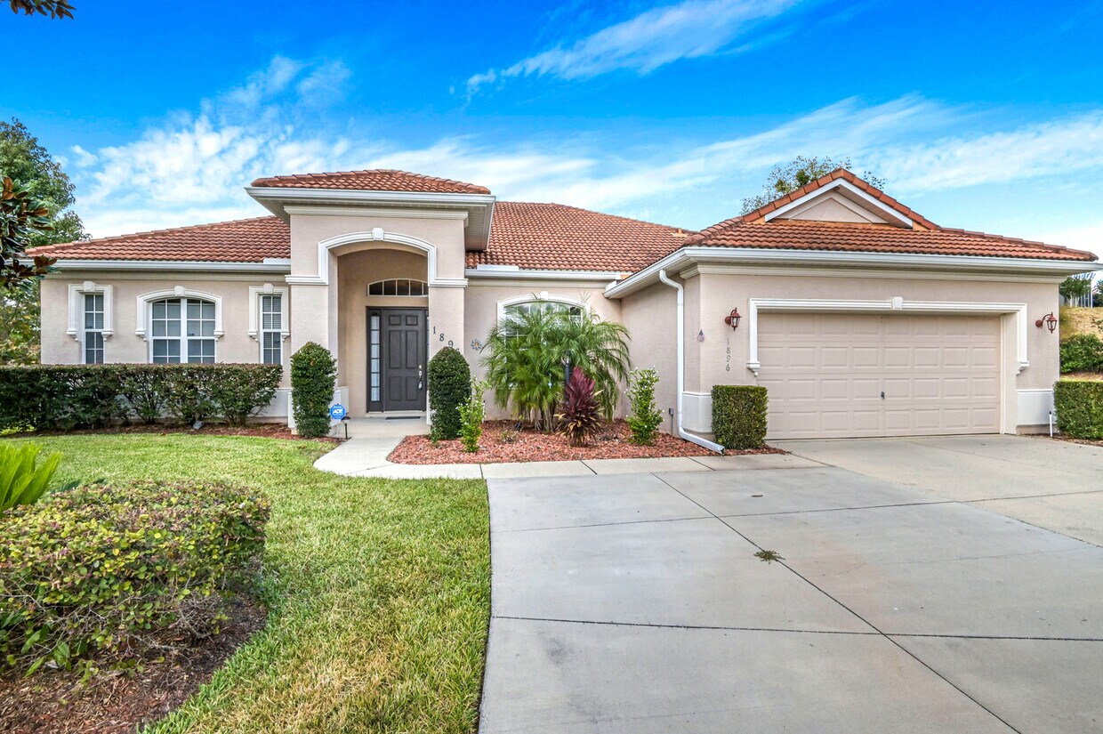 Foto principal - 1896 N Ravenwood Pt