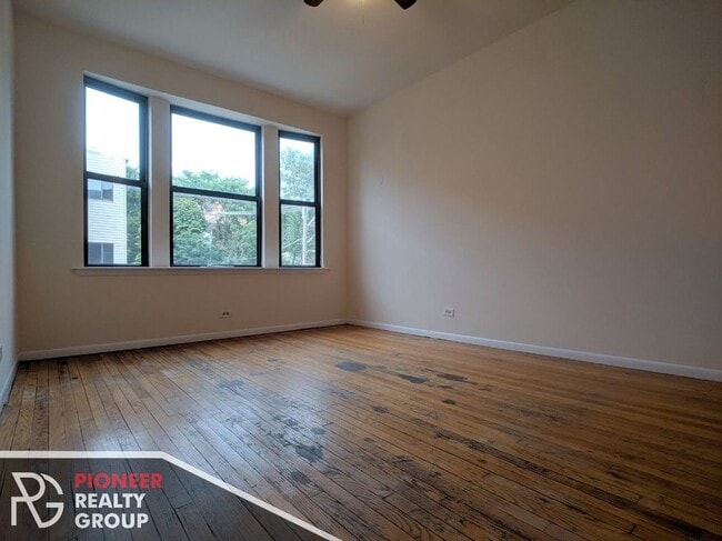 Building Photo - 2319 N Kedzie Blvd