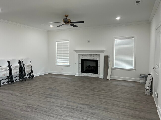 Foto del edificio - 2409 SW Poppy St