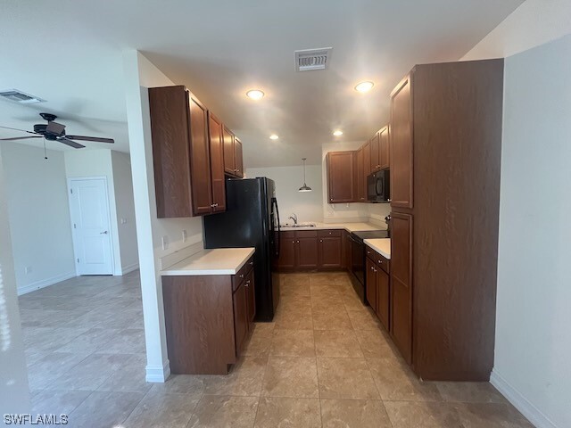 Building Photo - 9441 Sardinia Way
