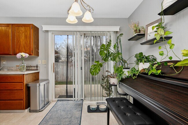 Foto del edificio - 3925 W Garnet St