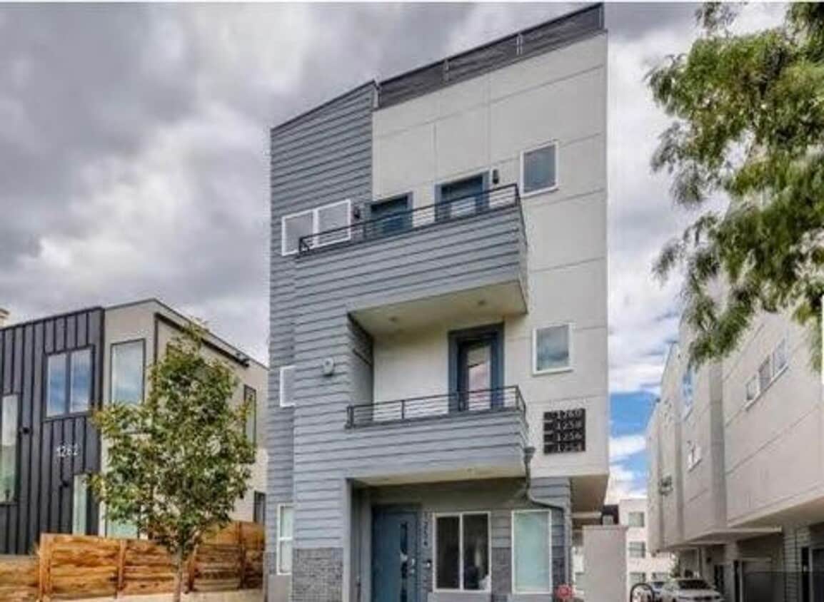 Special move in offer townhome for rent ne... House Rental in Denver