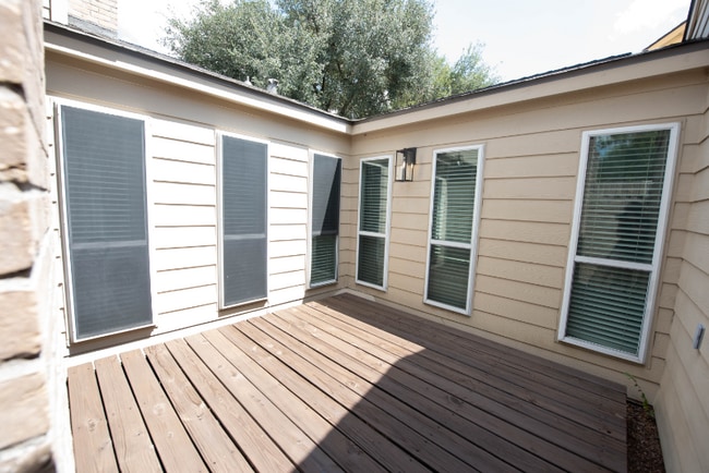 Building Photo - 2303 Silver Sage Dr