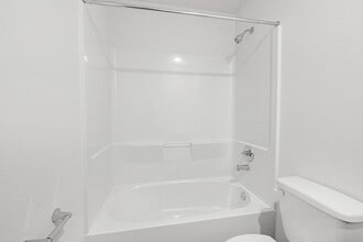 Building Photo - 317 Gans St