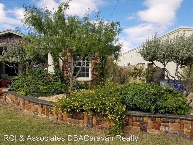 Building Photo - 4 br, 3 bath House - 11457 Lindenwood