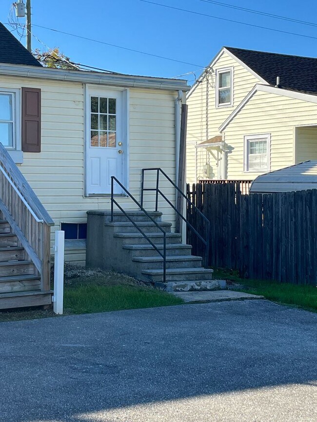 Foto del edificio - 796 Hanover Pike