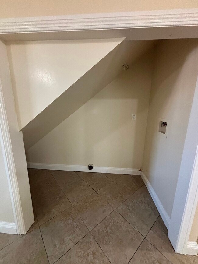 Foto del edificio - 9017 Avalon Blvd