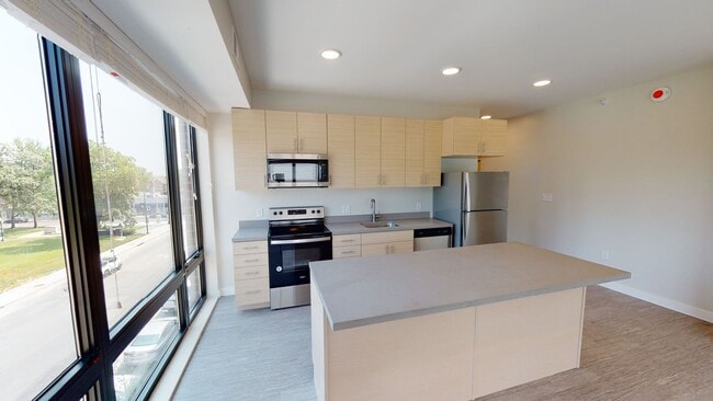 Building Photo - Canary Lofts