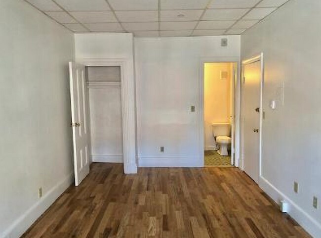 Building Photo - 410 Beacon St