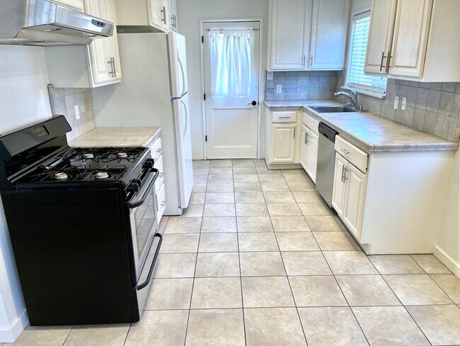 Refrigerator - 2519 Tulare Ave