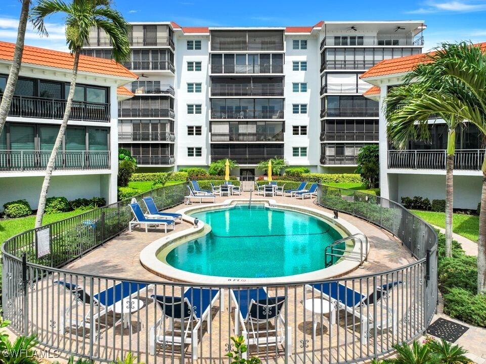 Foto principal - 3333 Gulf Shore Blvd N