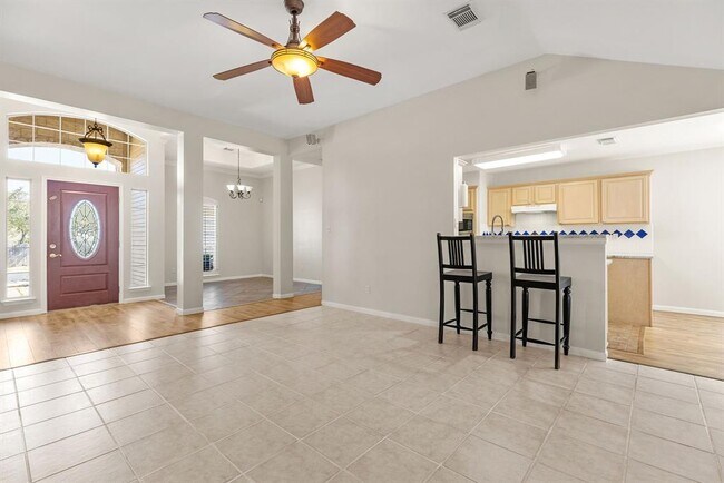 Building Photo - 9220 Colberg Dr
