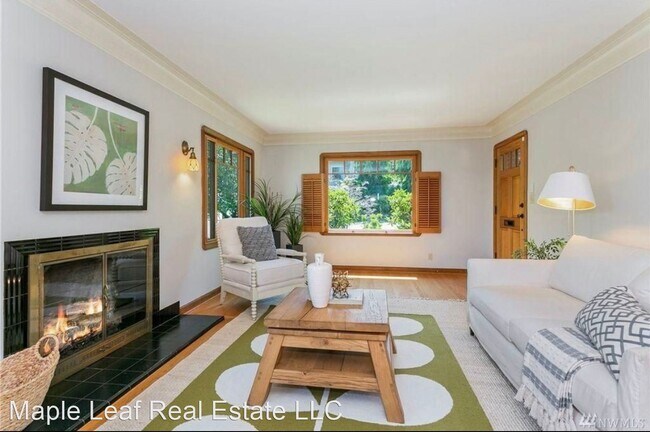 Building Photo - 3 br, 2 bath House - 802 W Etruria St