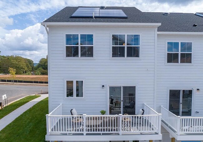 Foto del edificio - 3018 Horizon Rd