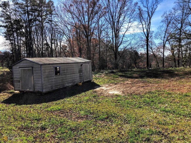 Building Photo - 337 Dockery Rd