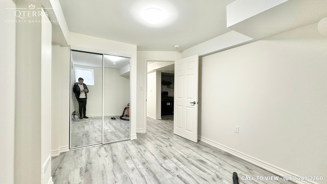 Building Photo - 643 Fleetwood Dr