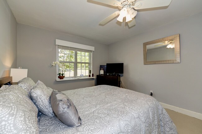 Dormitorio - 1618 W Abingdon Dr