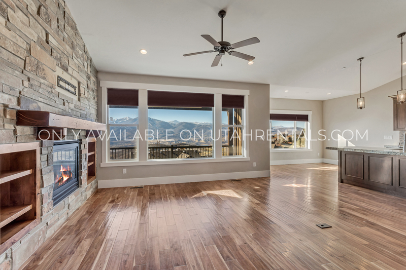 Foto principal - 1615 E Viewside Cir