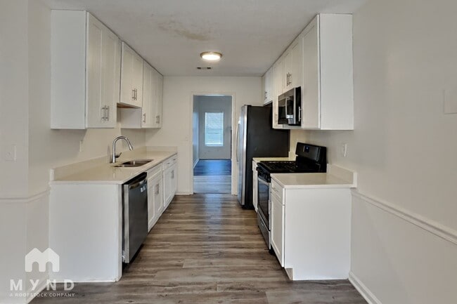 Building Photo - 204 Eagles Crest Ct