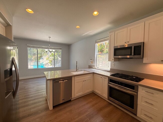 Building Photo - Spacious 4BD/2.5BA Home in Sorrento Valley with Pool, Backyard Patio & 2-Car Garage