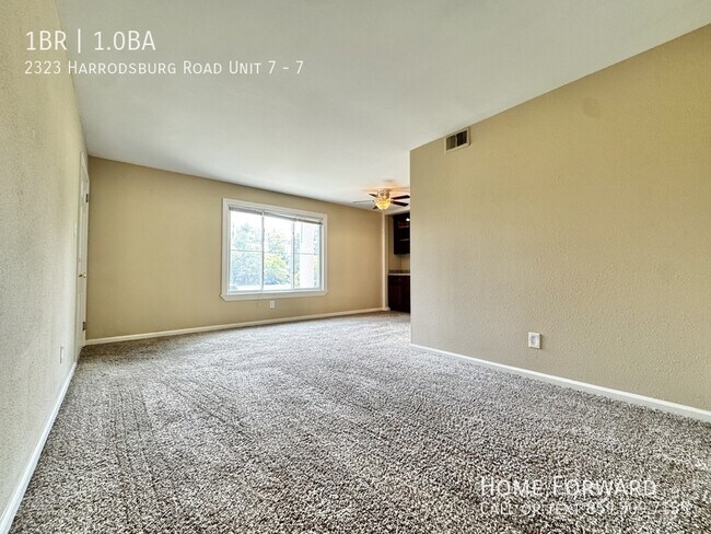 Foto del edificio - 2323 Harrodsburg Rd