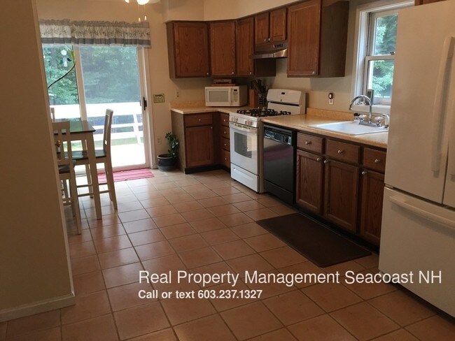 Foto del edificio - 15 Doe Farm Ln