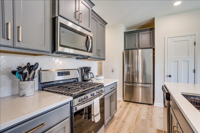 Foto del edificio - 3110 E Shoffner St