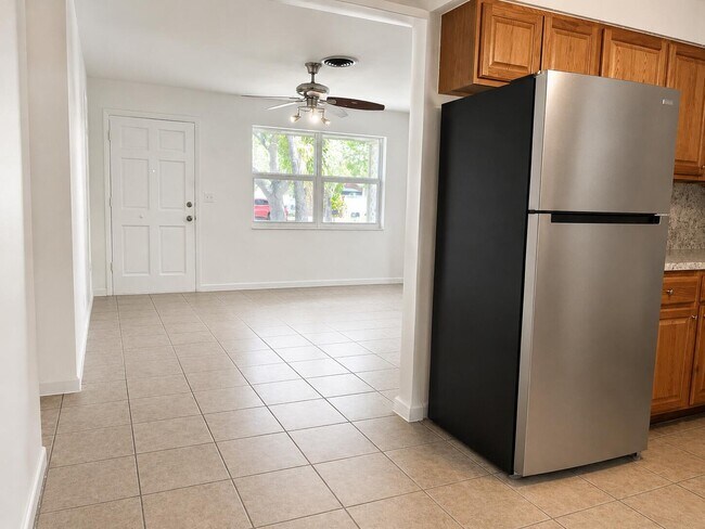 Foto del edificio - 9440 SW 51st St