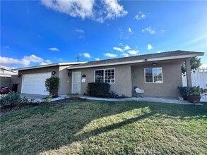 Building Photo - 8682 Camel Cir