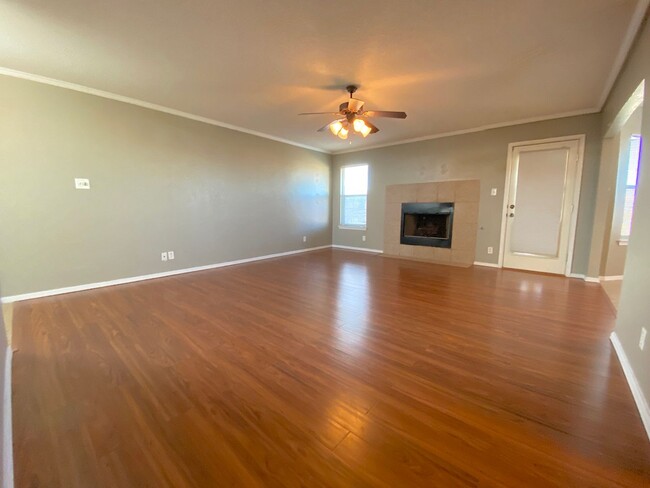 Foto del edificio - Northeast El Paso 3 bed with Upstairs Loft!