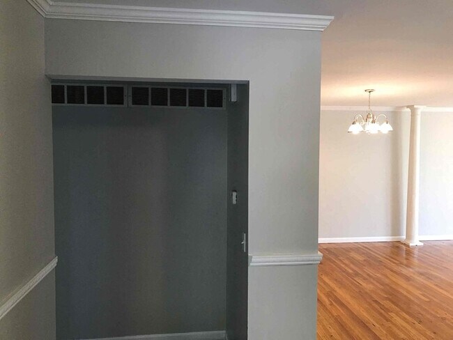 Foto del edificio - 12423 Partridge Run Dr