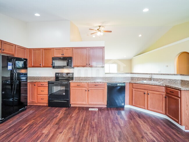Building Photo - 1562 Tammy Louise Dr