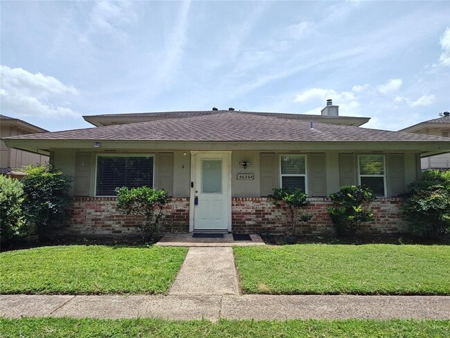 Building Photo - 5636 Birchmont Dr