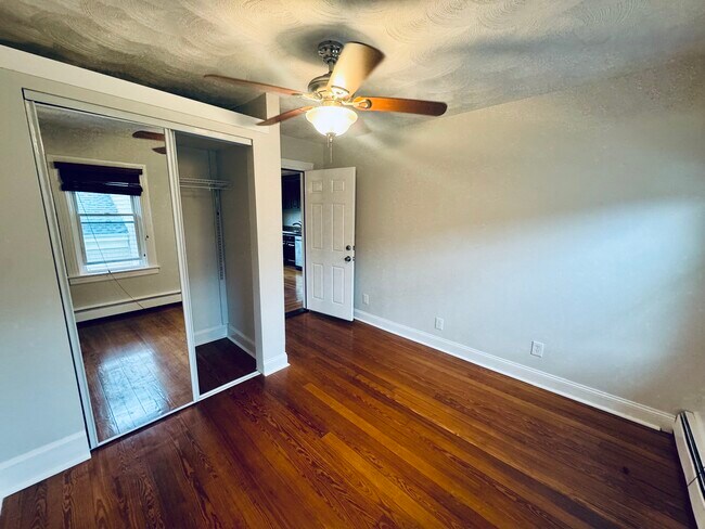 Foto del edificio - 50 Pinehurst Ave