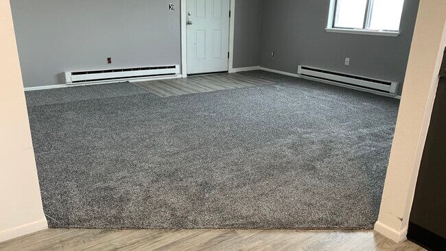 Foto del edificio - 961 E 23rd St