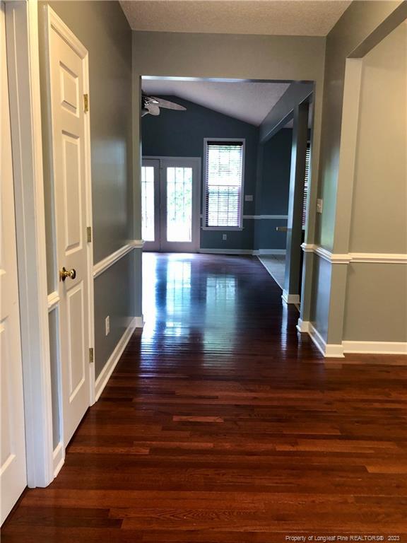 Foto del edificio - 115 Fairway Ln