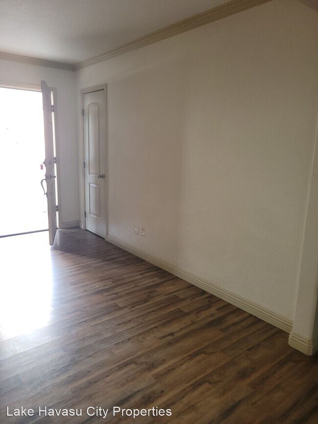 Foto del edificio - 2 br, 2 bath House - 495 Highland Dr